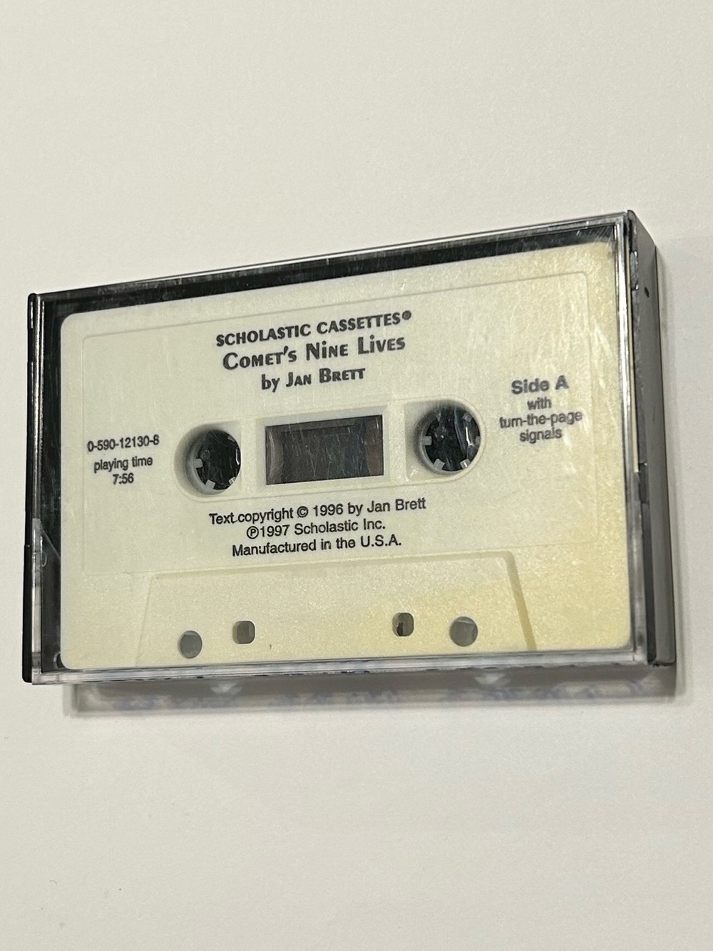 Scholastic Cassettes Comet’s Nine Lives